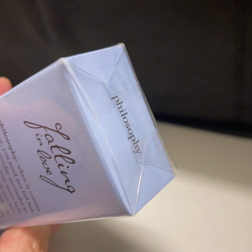 NIB Philosophy Falling in Love 0.5 oz spray - Picture 3 of 4